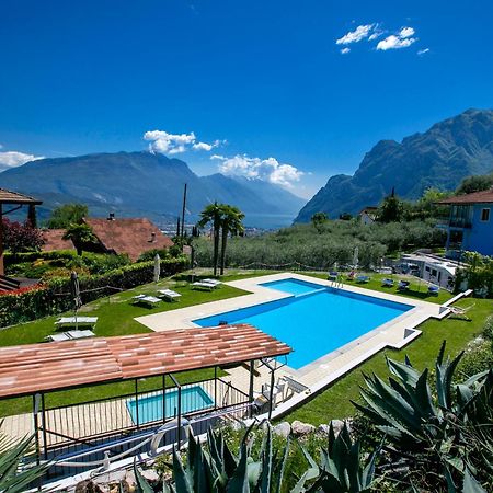 Residence Christina Due Laghi - Happy Rentals Tenno Εξωτερικό φωτογραφία