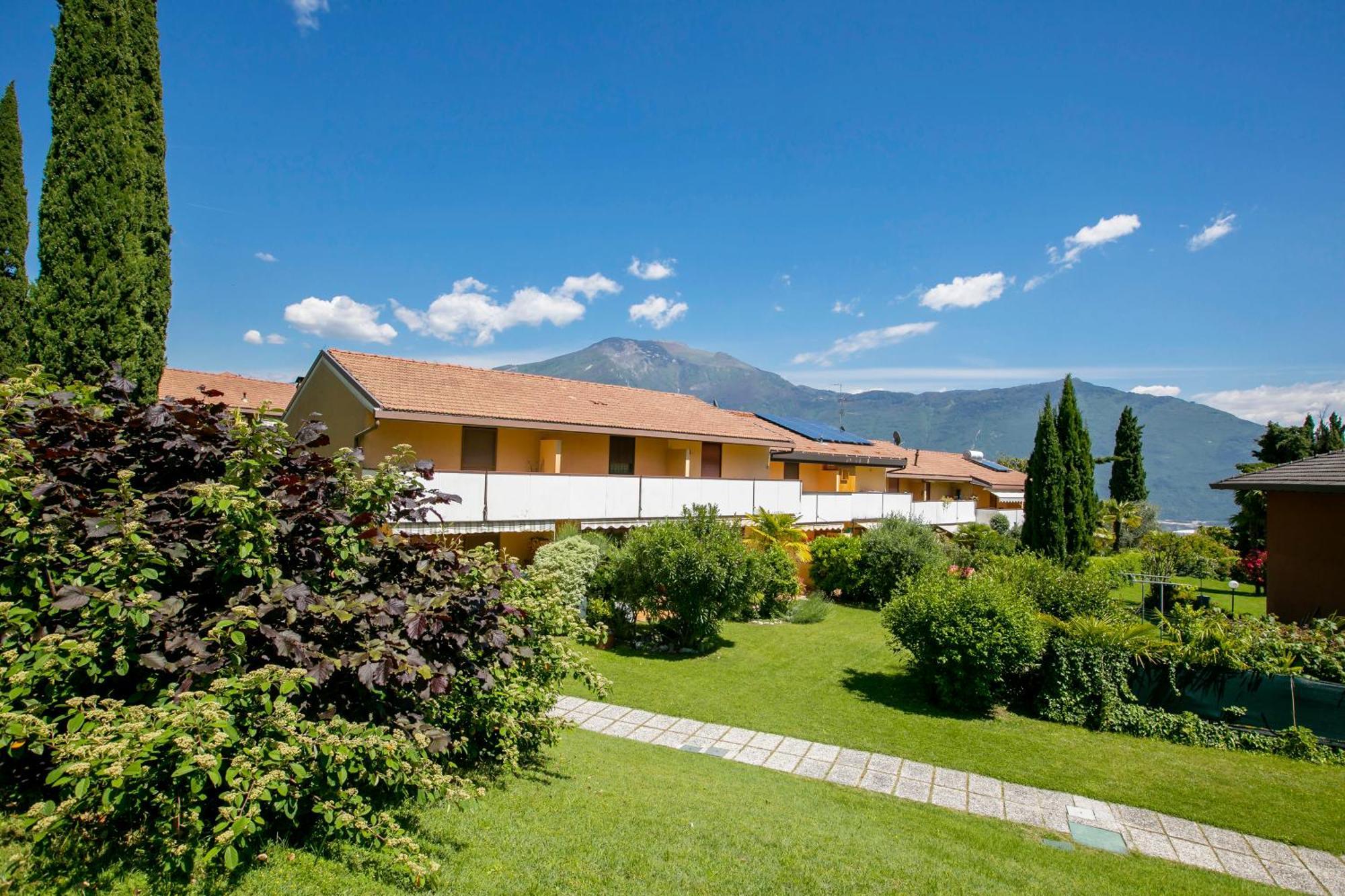 Residence Christina Due Laghi - Happy Rentals Tenno Εξωτερικό φωτογραφία