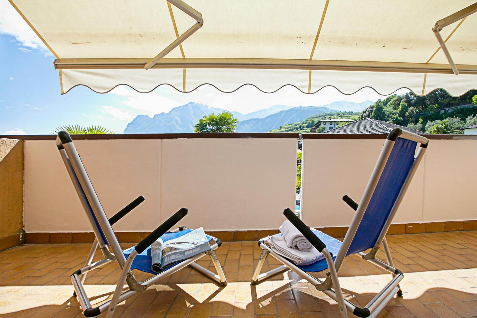 Residence Christina Due Laghi - Happy Rentals Tenno Εξωτερικό φωτογραφία